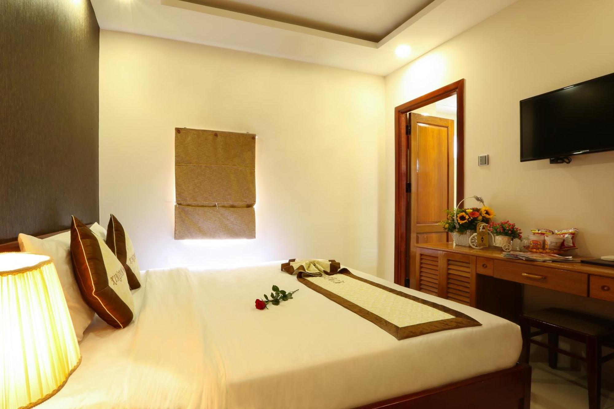 Kingdom Danang Hotel Exterior photo